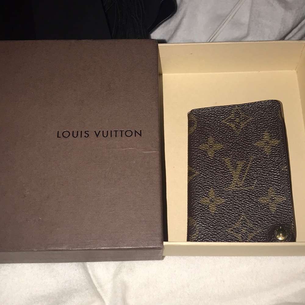 Auth.💯Louis Vuitton vintage card hold/id holder